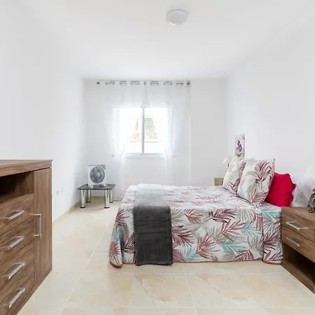 Home2book Charming Candelaria, Wifi&pool דירה *